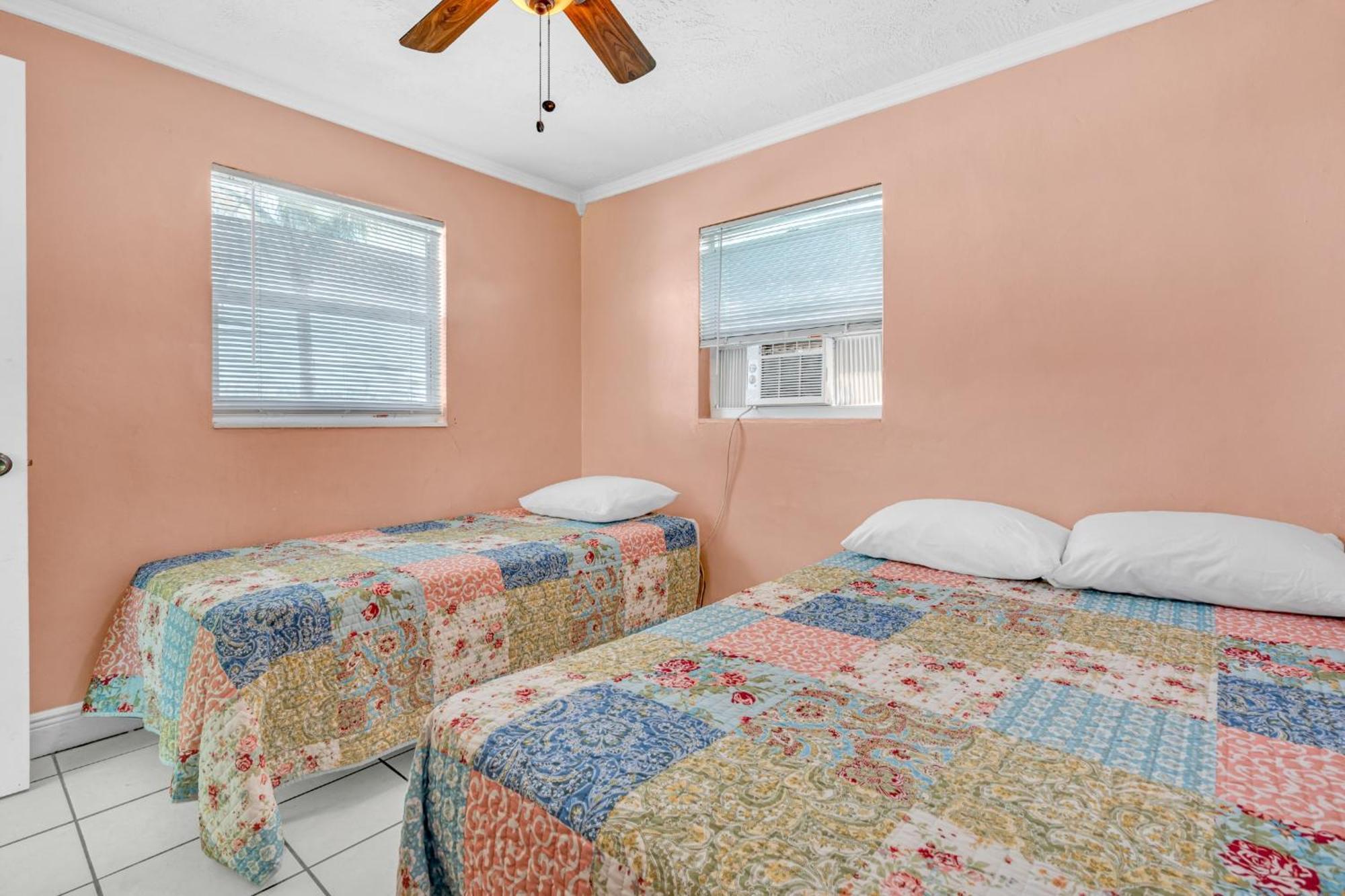 Old Wooden Bridge Resort & Marina Big Pine Key Extérieur photo